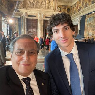 Il Presidente dell’Ordine Nazionale dei Medici, Filippo Anelli, con Massimo Stella, figlio di Roberto Stella