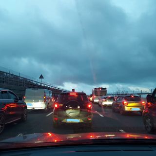 Colonne di auto ferme in coda domenica pomeriggio 6 febbraio tra il bivio A26 fino a Masone