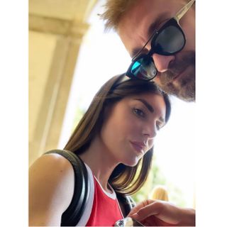 VIDEO. La cantante Bianca Atzei e il compagno in gita al Sacro Monte di Varese
