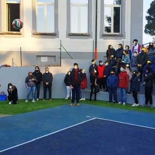 Il sindaco di Besnate inaugura personalmente il nuovo campo di volley delle scuole medie (foto dalla pagina Facebook del sindaco) Il sindaco di Besnate inaugura personalmente il nuovo campo di volley delle scuole medie (foto dalla pagina Facebook del sindaco)