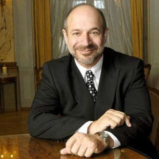 Indurre la resistenza ai tumori è possibile: per ora sui topi, in futuro sugli umani? Il Premio Nobel Bruce Beutler a Varese