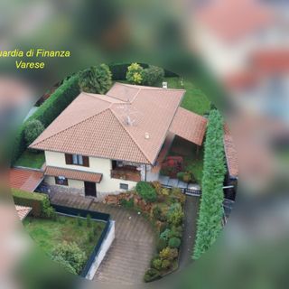 Imprenditore evade il fisco per oltre un milione di euro. Confiscata la villa, le quote societarie e i conti in banca