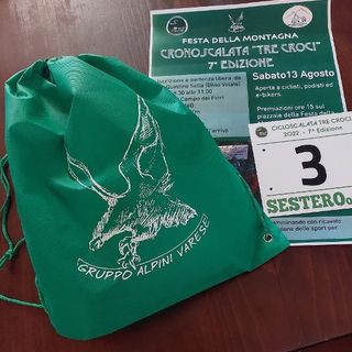 La solidarietà salta in sella o va di corsa: sabato la Cicloscalata “Tre Croci”
