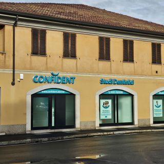 Confident Studi Dentistici è arrivato a Busto Arsizio