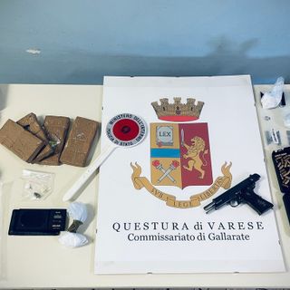 Hashish, cocaina e una pistola nascosti in garage: un arresto a Gallarate