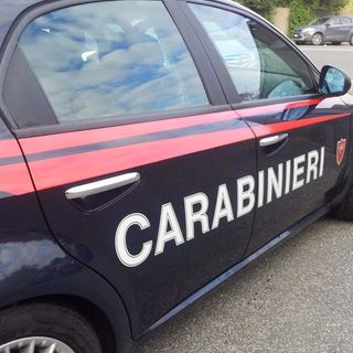 Orrore alle porte di Milano: diciannovenne uccide il padre e lo fa a pezzi