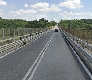 Cairate, ancora una tragedia sul ponte di via Mayer: uomo rinvenuto senza vita