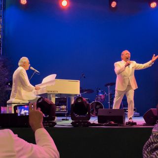 FOTO. I cuochi di Euro-Toques al fianco di Andrea Bocelli per fare del bene con gusto