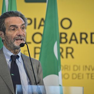 Fontana: «La Lombardia resta in zona bianca. Crescita dei contagi inferiore rispetto ai 7 giorni precedenti»