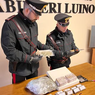 Insospettabile ragazza di 18 anni nascondeva due chili e mezzo di droga: arrestata