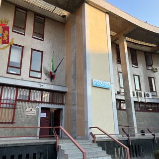 Ruba 646mila euro dai conti intestati all'azienda in cui lavorava come contabile: arrestato un 60enne incensurato della provincia di Varese