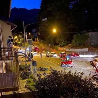 Schianto sulla statale 394 a Gemonio, due feriti di cui uno grave. In volo anche l'elisoccorso