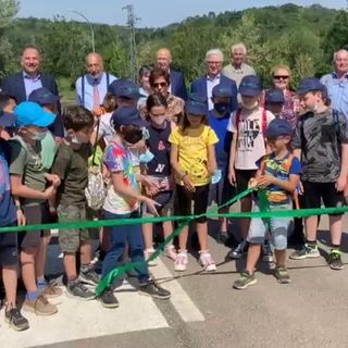 VIDEO E FOTO. La Goglio di Daverio guarda al futuro e alla sostenibilità. E lo fa con le scuole: «Ragazzi, nella vita serve grinta»