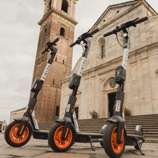 Helbiz impugna il bando per il servizio di noleggio monopattini: «Criteri poco chiari»