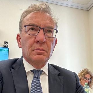 Accordo fiscale Italia Svizzera, Pellicini (FdI): «Per la prima volta una legge dello Stato affronta il problema della desertificazione produttiva»