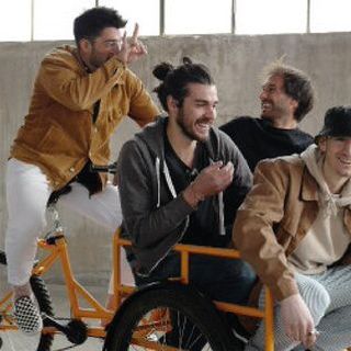 Dall'Australia alla Valceresio, l'avventura imprenditoriale di quattro ragazzi che producono un tè speciale a Induno Olona Dall'Australia alla Valceresio, l'avventura imprenditoriale di quattro ragazzi che producono un tè speciale a Induno Olona