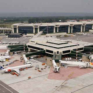 Malpensa, il PD lombardo non ci sta: «Intitolazione a Berlusconi uno sfregio, agiremo perché venga revocata»