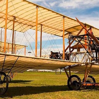 Lo storico aeroplano Ca.1 in una foto tratta dalla pagina Facebook di Hangar Italy