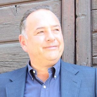 Il sindaco di Daverio, Marco Colombo