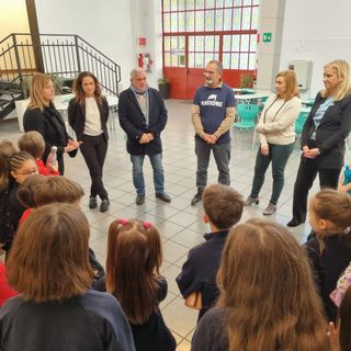 Stop a bottigliette e spreco d’acqua. Adesso la Primary Acof è “plastic free”