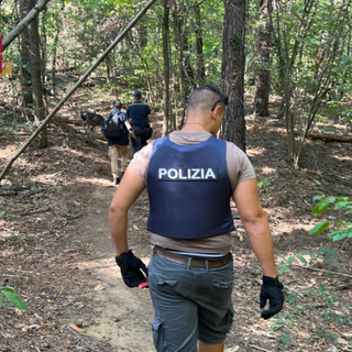 L'operazione antispaccio delle forze dell'ordine al Parco Pineta