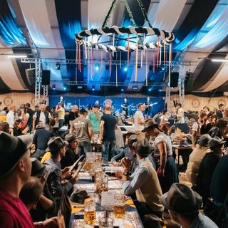 Al Paulaner Oktoberfest Cuneo più di 60 spettacoli in dodici giorni di apertura