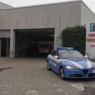 Rubava biciclette all'interno dell'ospedale di Circolo: preso dalla polizia