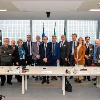 Regione Lombardia e sindacati sottoscrivono un protocollo su lavoro e legalità per Pnrr e Olimpiadi