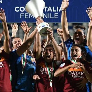 Calcio femminile. La Roma alza la Coppa Italia e chiude la stagione. Ora spazio al mercato e alla Nazionale