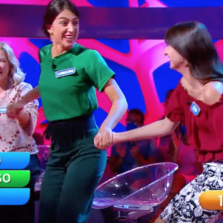 Letizia, Carolina, Elisa: ormai è una saga. E stavolta arriva anche una pioggia di euro