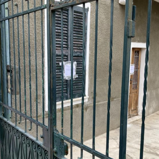 Marnate, uccide la madre e tenta di togliersi la vita