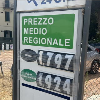 Media &quot;trasparente&quot; alla mano, ecco i benzinai più e meno cari di Varese
