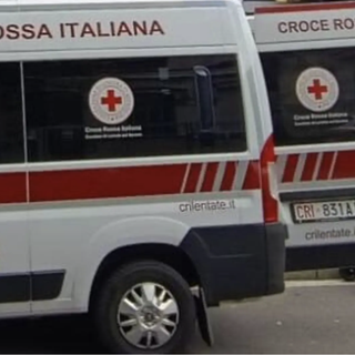 Travolto mentre attraversa la strada: 59enne ferito a Origgio