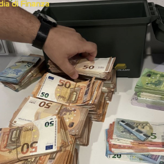 Prendevano il reddito di cittadinanza senza averne diritto: la Finanza di Milano scopre 39 &quot;furbetti&quot; nordafricani