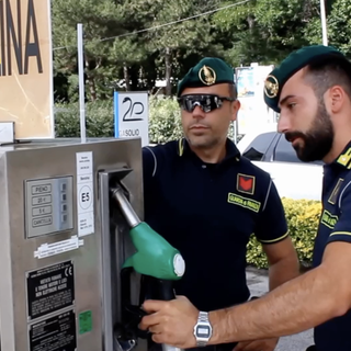 Benzina alle stelle, la Guardia di Finanza aumenta i controlli sui prezzi