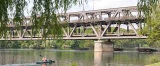 Al via i lavori sul Ponte di ferro e nel centro di Sesto Calende: disagi e proteste Al via i lavori sul Ponte di ferro e nel centro di Sesto Calende: disagi e proteste
