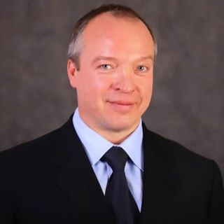 Skoch Andrei Vladimirovich: il percorso da uomo d'affari a parlamentare