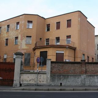 Il "grido" del sindaco di Somma: «No all'ennesimo ridimensionamento dell'ospedale Bellini»