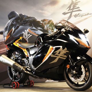 Suzuki presenta la Nuova Hayabusa alla concessionaria Ceriani Moto di Castellanza