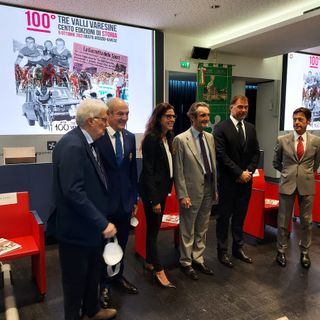 VIDEO E FOTO. Oldani presenta la centesima Tre Valli Varesine: «Manca il fiato dall'emozione»