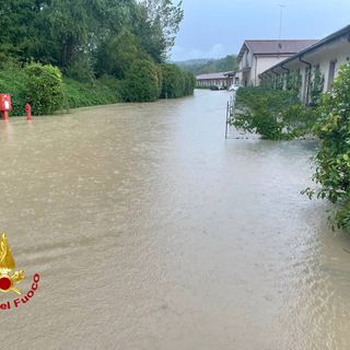 Maltempo. Evacuate 75 persone da un hotel di Varese