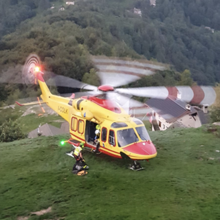 Scivola in un dirupo in Valle Cannobina, grave un 45enne