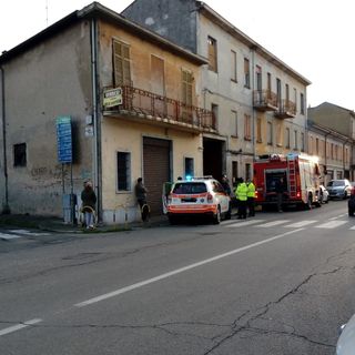 Altra tragedia sul lavoro: titolare di un'impresa edile inghiottito da una macchina impastatrice del cemento