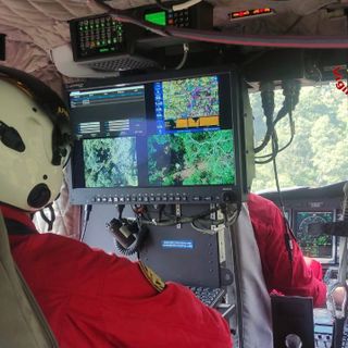 Due escursionisti in difficoltà nelle Valli del Verbano Cusio Ossola salvati dall'elicottero "Drago 153" di Malpensa Due escursionisti in difficoltà nelle Valli del Verbano Cusio Ossola salvati dall'elicottero "Drago 153" di Malpensa