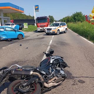 Le foto dello scontro scattate dai vigili del fuoco giunti sul posto