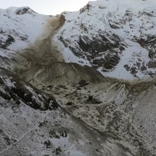 VIDEO. Grossa frana sul Monte Rosa: le immagini del versante visto dal drone