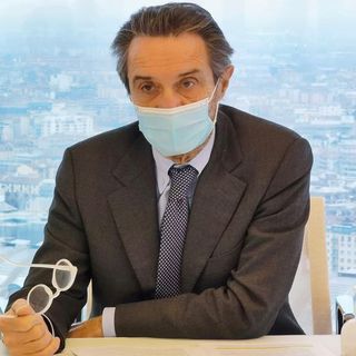 Fontana: «In 24 ore un terzo degli over 80 lombardi ha aderito alla campagna vaccinale anti Covid»
