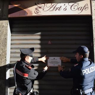 Avventori ubriachi e molesti, extracomunitari irregolari e pregiudicati: bar in centro a Saronno chiuso per 30 giorni