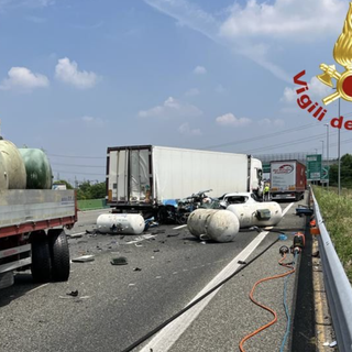 Schianto mortale in autostrada: due morti e tre feriti tra Rho e la barriera di Milano Ghisolfa