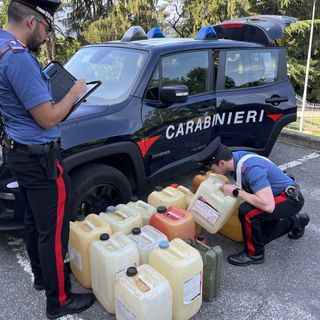 Carburante &quot;spillato&quot; dai camion in sosta: a Cunardo cinquantenne arrestato per furto